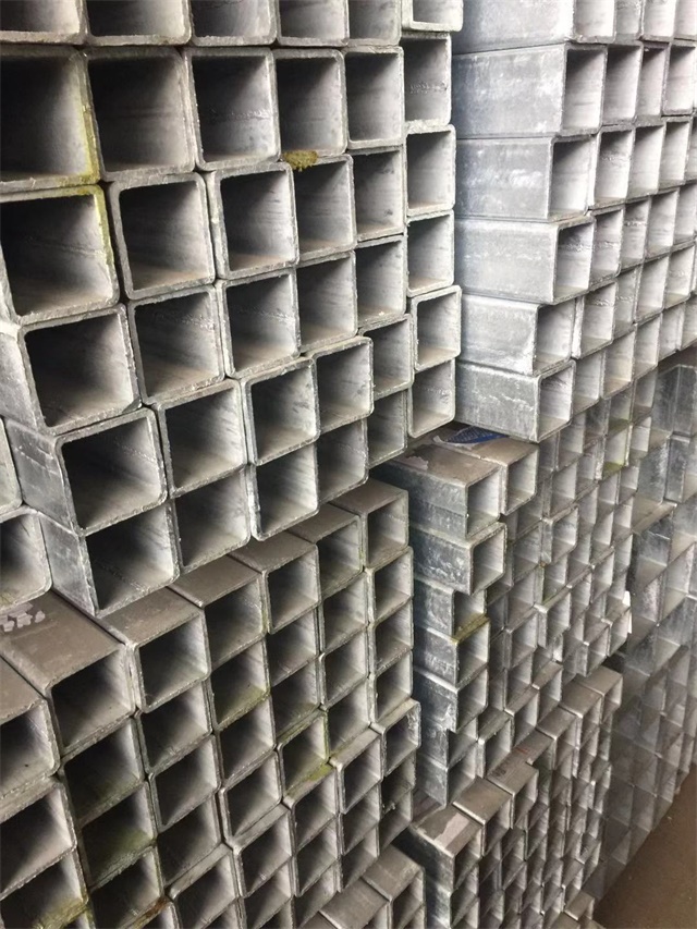 低合金 Q355B 保德保德保德镀锌无缝方管 工程专用无缝保德保德保德镀锌方管